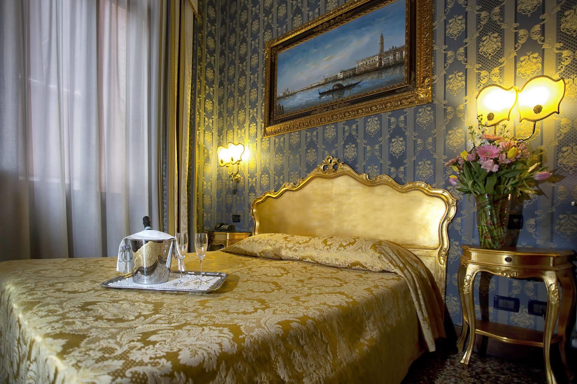 Hotel Noemi Venedig Eksteriør billede